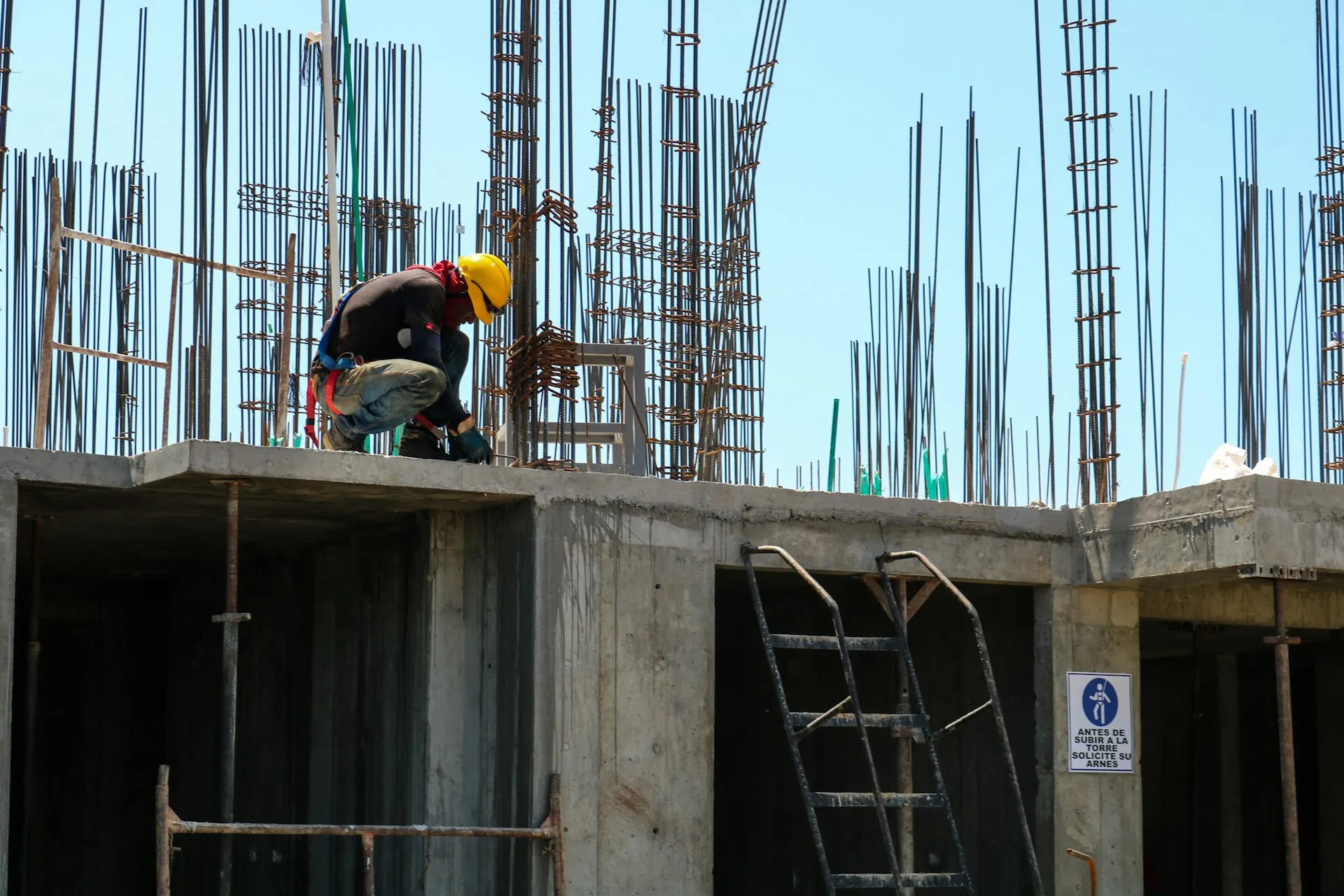 CIPSA team on a civil works site